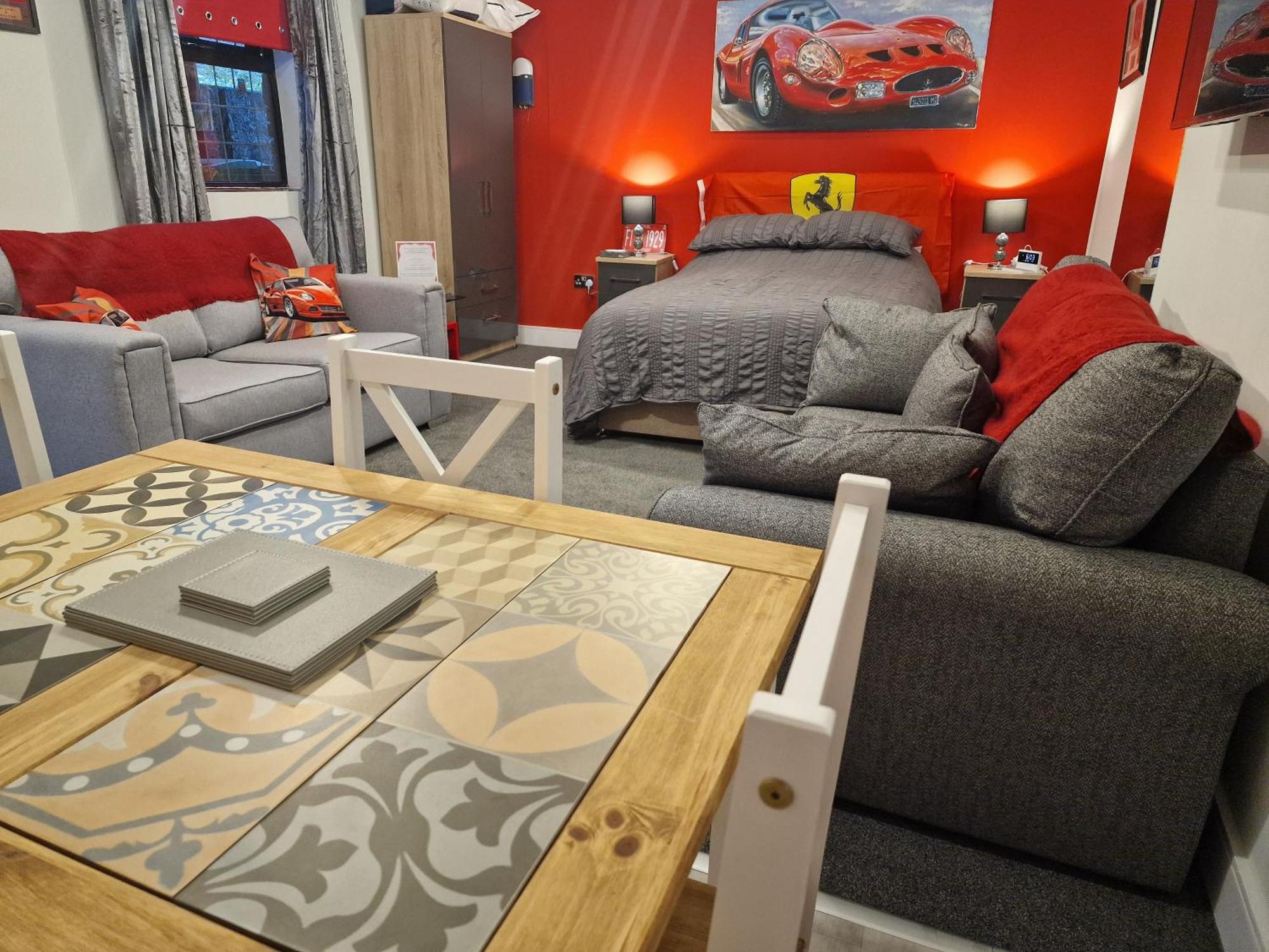 Joiners Arms - Studio Apartments มาร์เก็ต เดรย์ตัน ภายนอก รูปภาพ